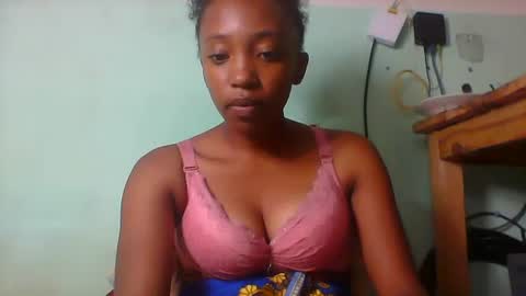 rhesa404090 online show from February 23, 10:26 am