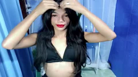 rhiana_slut online show from October 29, 5:15 pm
