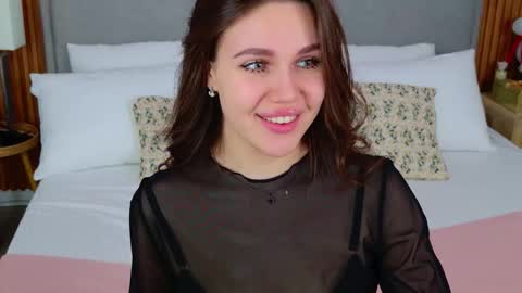 Rihanna online show from December 17, 5:39 pm