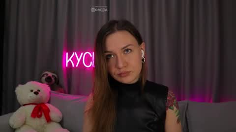 Rita online show from November 13, 1:04 am