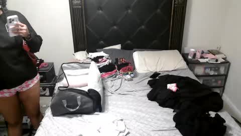 River Saint online show from March 22, 1:00 am