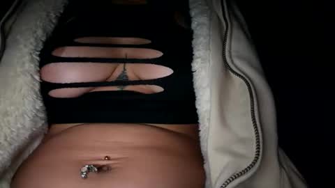 roarmance1 online show from February 1, 8:57 am