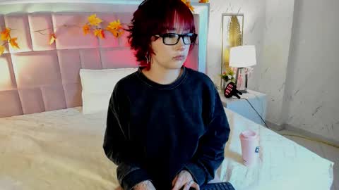 robin D online show from February 8, 8:12 pm