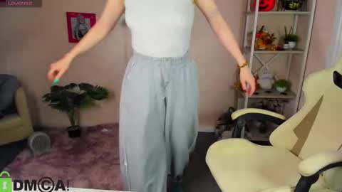 Rockett online show from November 15, 1:17 am