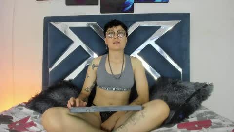 roma_bloman online show from April 20, 2:53 pm