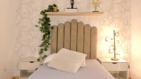   online show from February 27, 11:31 am