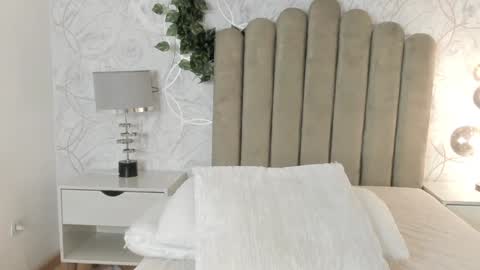   online show from January 31, 12:07 pm