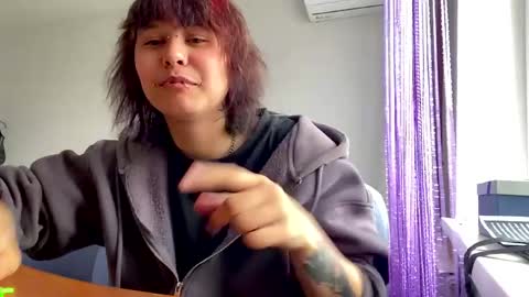 Im Helen online show from May 31, 6:08 am