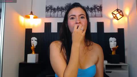 R O S A L I A online show from April 17, 10:01 pm