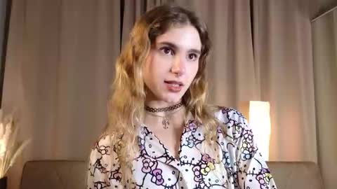 Kylie online show from November 27, 3:37 pm