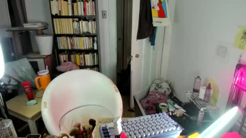 rose257044 online show from October 9, 11:36 am