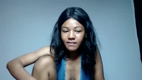 rose69267472 online show from April 25, 11:35 am