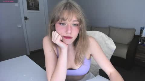 Rose but u can call me princess online show from May 17, 7:46 pm