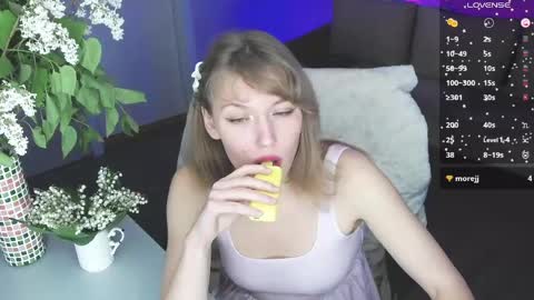Rose but u can call me princess online show from May 29, 8:18 pm