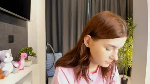 Florin online show from May 25, 12:37 pm