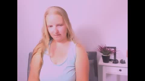 Rose online show from August 3, 5:07 pm