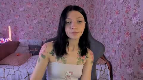 Lola online show from November 18, 4:13 am