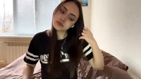 Mimi online show from November 13, 11:31 am