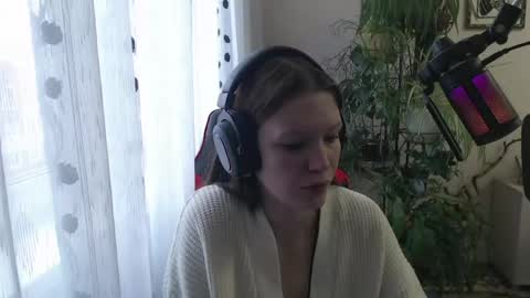 Lina online show from April 14, 10:48 am