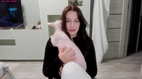 Julia online show from October 21, 5:06 pm