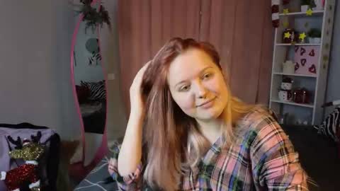 rosethomas_ online show from December 15, 8:52 am