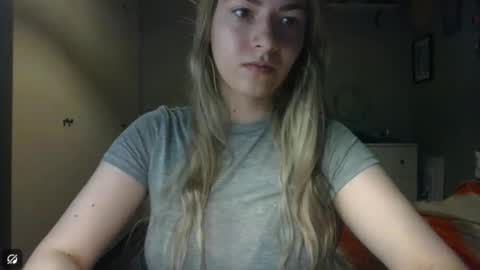 Rosie online show from December 17, 9:13 am