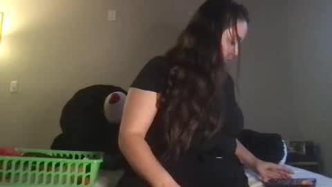 Rosie online show from March 11, 11:29 pm