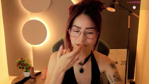 Miss Rosse online show from March 11, 1:25 pm