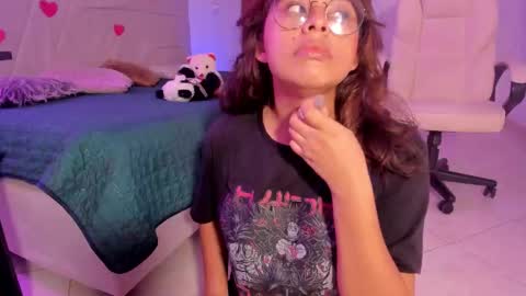 rosse_taylorx1 online show from February 17, 7:13 pm