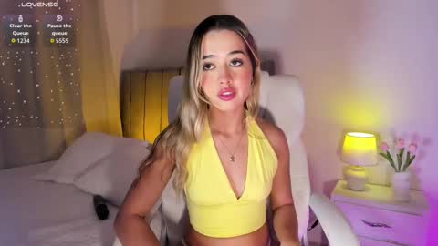 Rosse Daw Independent model  online show from October 25, 8:15 pm