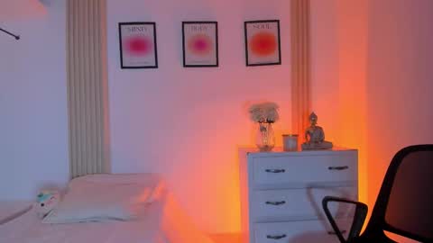 rossy_x online show from November 6, 9:10 pm