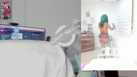 rosy_emely_ online show from November 10, 9:15 am