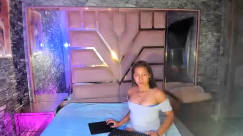 rousse online show from June 14, 1:11 pm