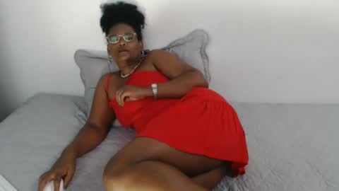 luxa online show from February 18, 10:14 pm