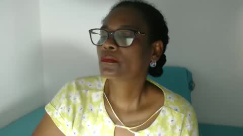 luxa online show from February 14, 2:35 am