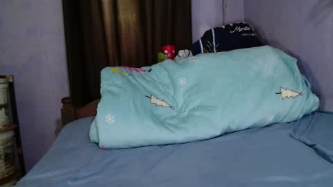 roxanne_98 online show from March 19, 4:06 am