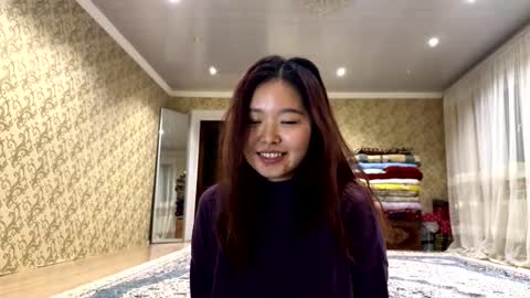 Emma online show from November 20, 8:32 pm