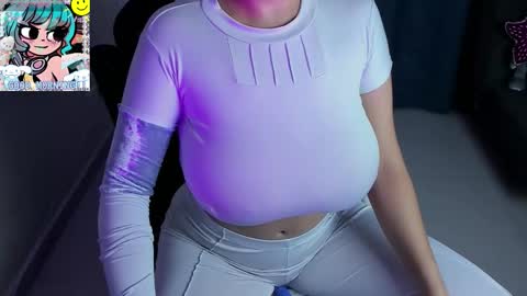 Annah  online show from November 8, 7:46 am