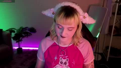 Roziett online show from March 19, 9:35 am