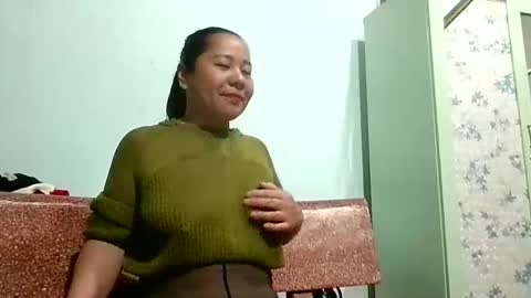 ruby_chann online show from February 18, 11:37 pm
