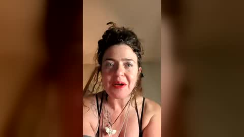 Rubylouxe online show from June 21, 9:46 am
