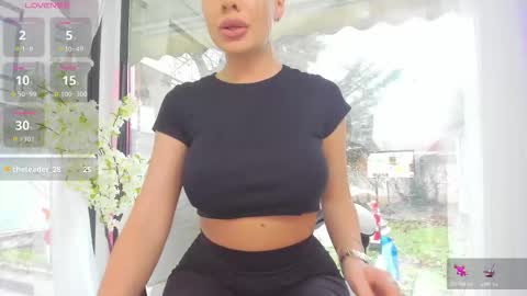 Ava online show from December 5, 10:27 am