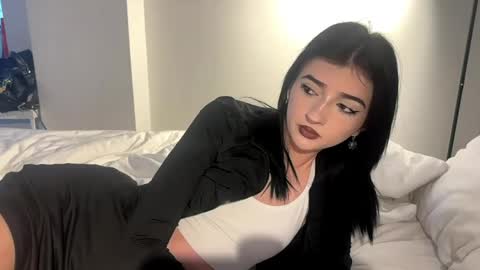 Jess online show from April 18, 5:43 am