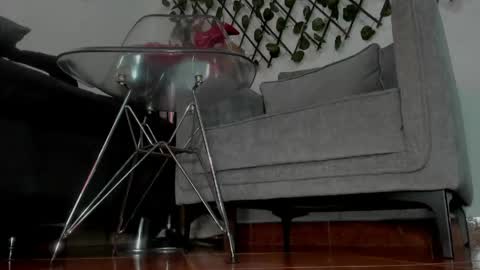 sa_anvi online show from April 16, 8:08 pm