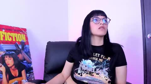 Val online show from February 10, 11:52 pm