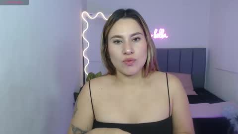 saaya_tay online show from March 4, 3:00 am