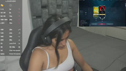 Angie  online show from April 19, 3:06 am