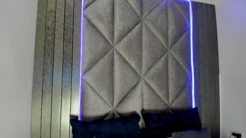 S A B R I N A  online show from March 3, 11:25 am