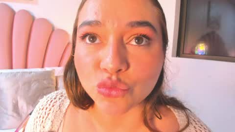 Sabrina Vantress online show from June 2, 6:36 am