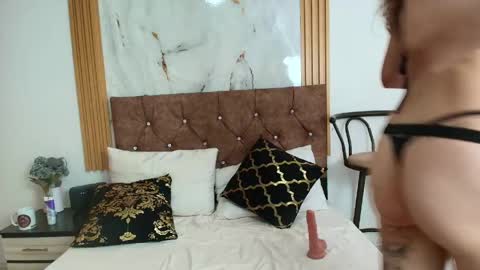 scarlet fox75 online show from April 15, 7:58 pm